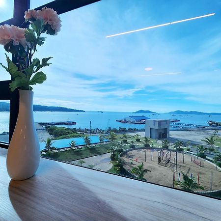 Jesselton Quay Kota Kinabalu City Centre By Lw Suites Extérieur photo
