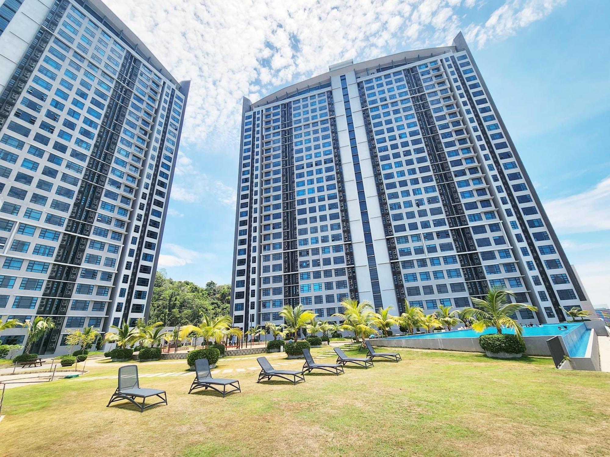 Jesselton Quay Kota Kinabalu City Centre By Lw Suites Extérieur photo