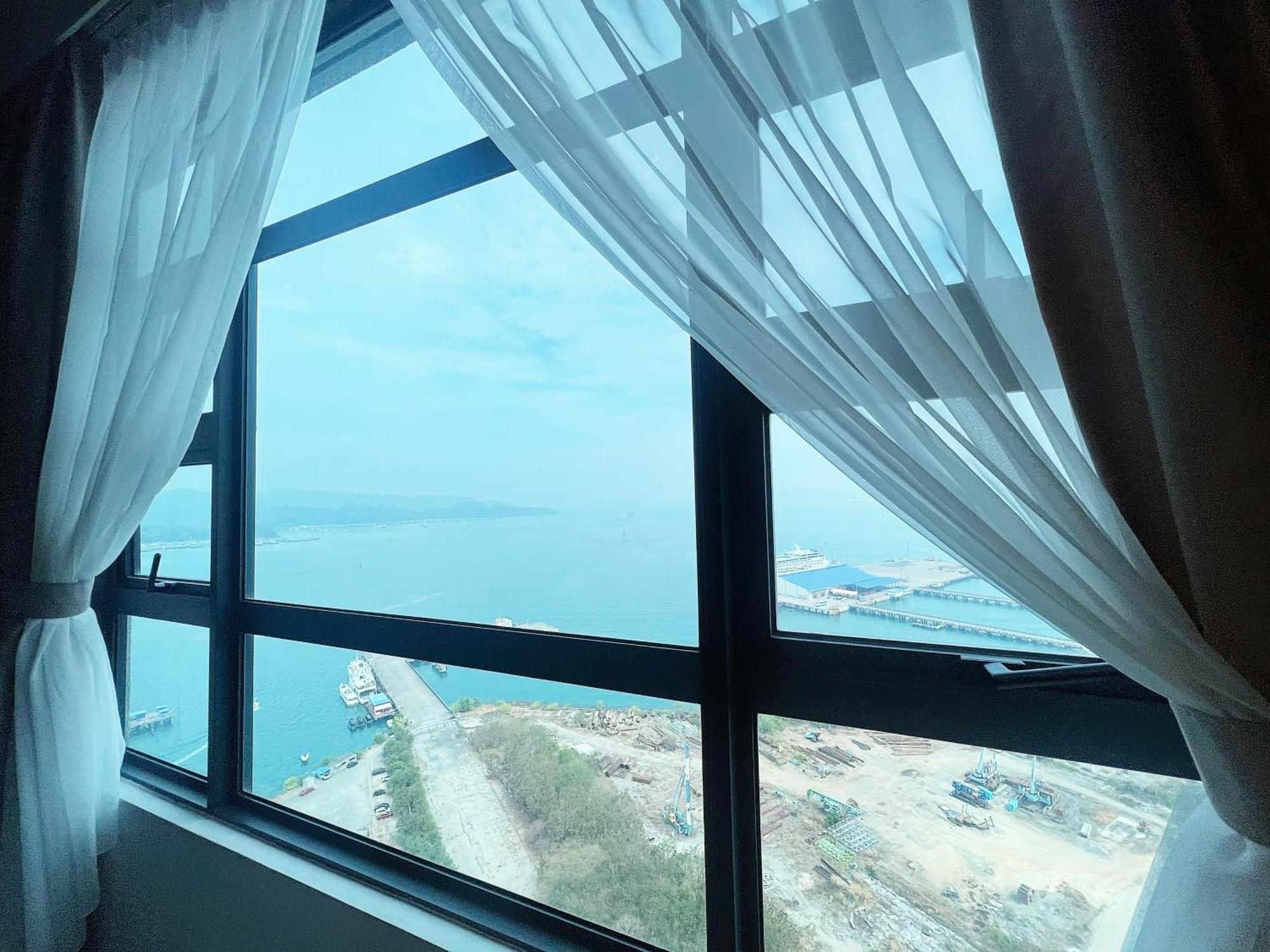 Jesselton Quay Kota Kinabalu City Centre By Lw Suites Extérieur photo